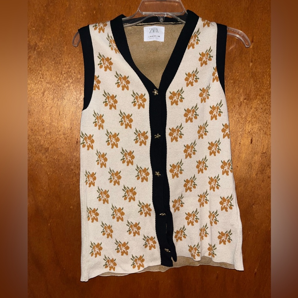 Girls Zara Sweater Vest size 9-10 years